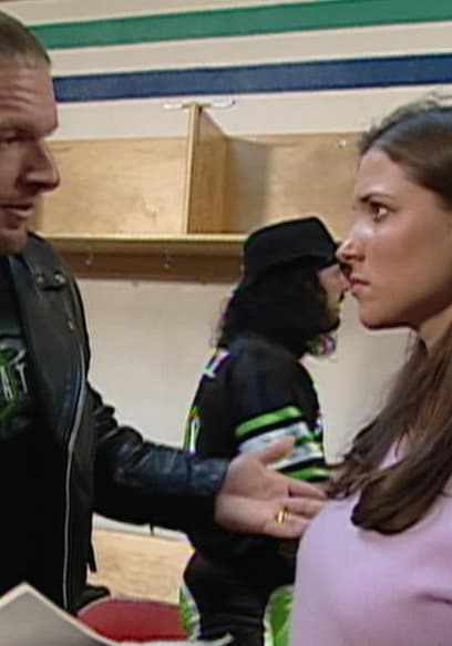S01:E09 - Steph vs. Brie Bella poster