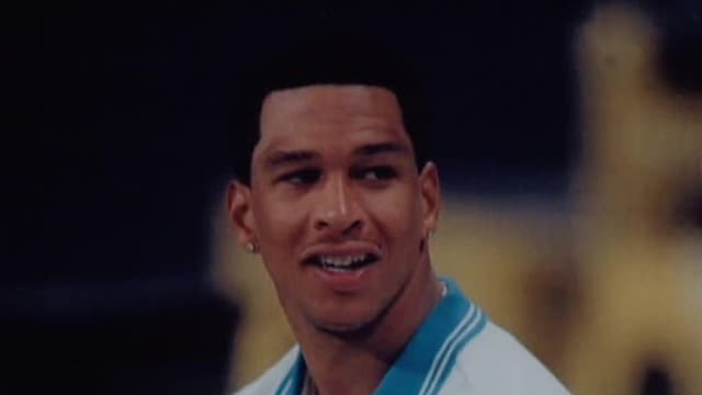 S01:E21 - Rae Carruth: NFL Hitman