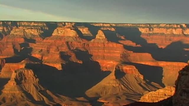 S01:E29 - Pride and the Fall / The Nail File