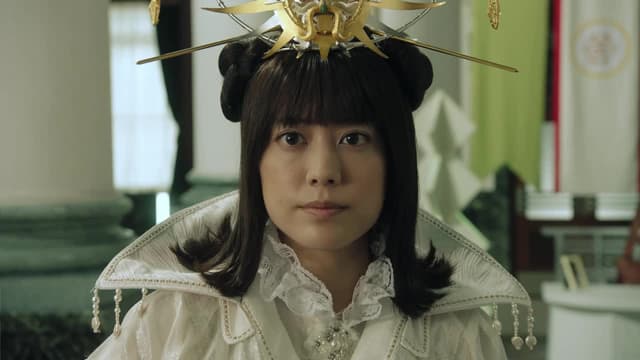 S01:E01 - Shining Star