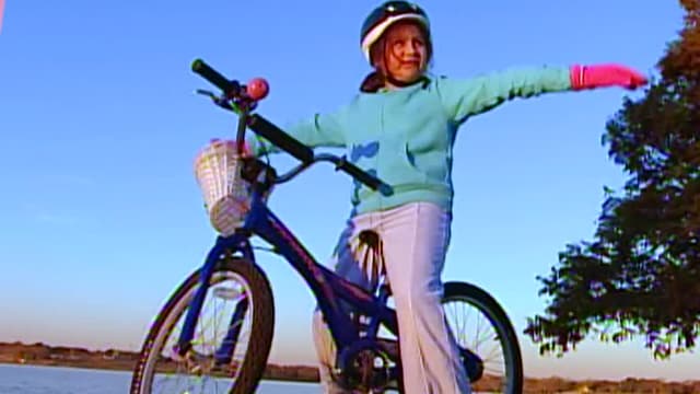 S14:E11 - El gran jardín de Barney / ¡Sé feliz!