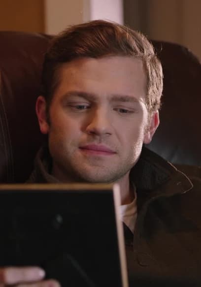 S01:E08 - According to Mary poster