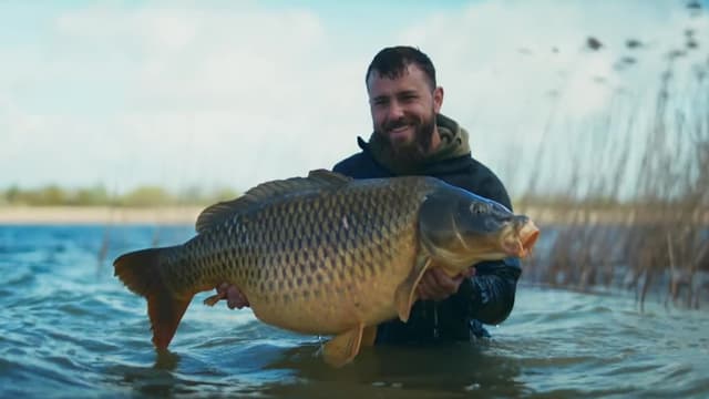 S08:E04 - Lac Du Der Chantecoq - France