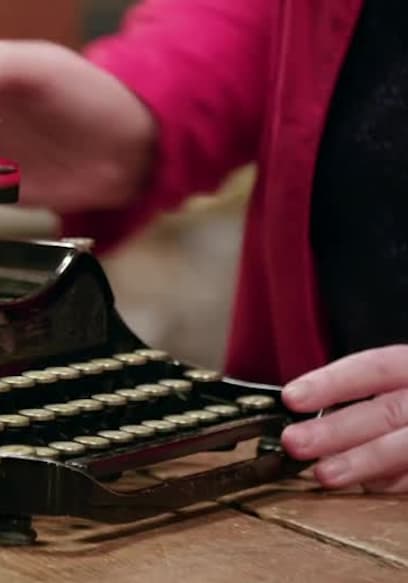 S04:E21 - Ventriloquist's Dummy, Running Trophy, Typewriter poster