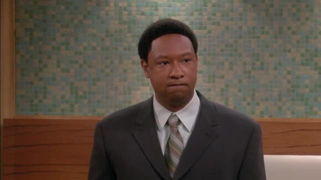 S05:E03 - A Mile in Her Loubous