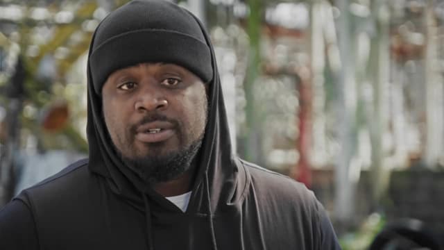 S01:E01 - Crash and Burn