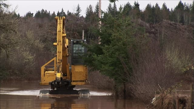 S01:E13 - Picking Up the Pieces