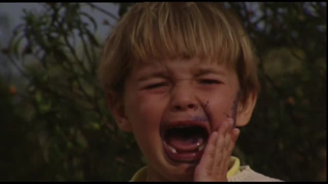 S01:E08 - Alarm, Nursery Schools and Security Systems