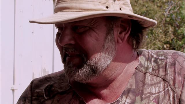 S06:E06 - Gator Slayer