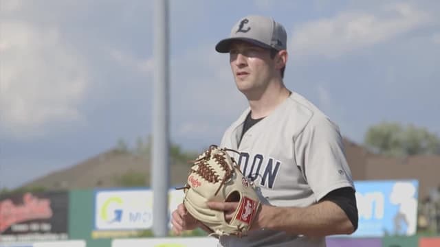 S01:E05 - Past and Present