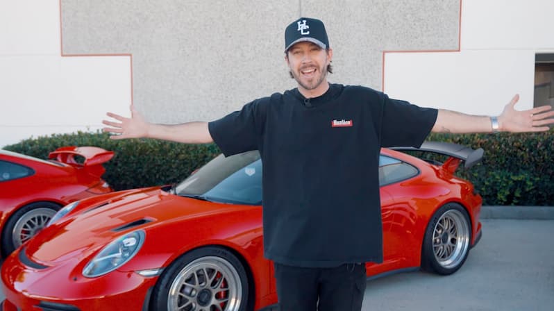 Watch TJ Hunt S01:E03 - Building a Nissan 350z in 10 Minutes