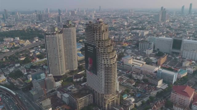 S09:E04 - Bangkok's Ghost Tower