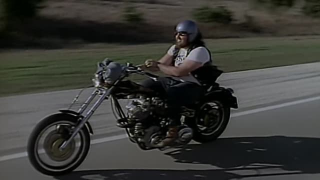 S04:E09 - Old School Chopper