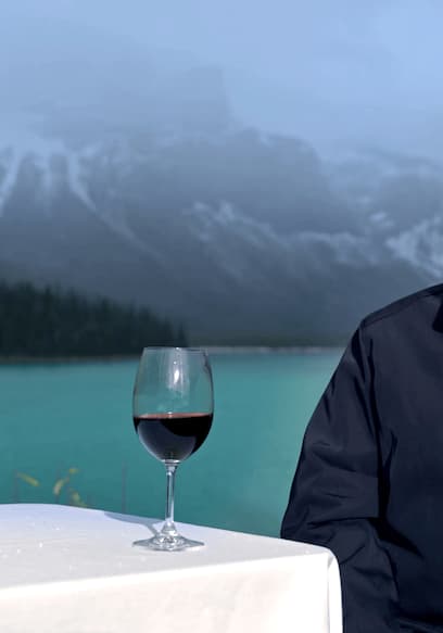 S01:E07 - Sky Bistro, Hello Sunshine, and the Alberta Wing Shack poster