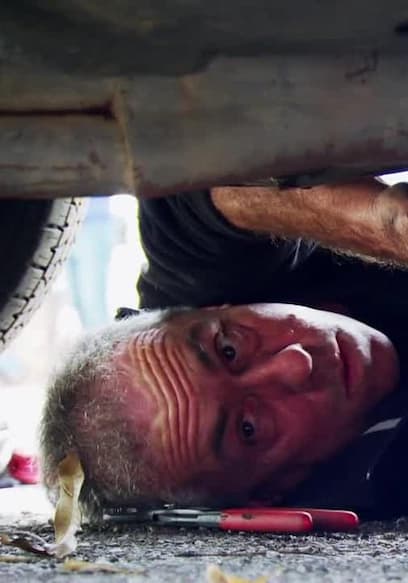 Watch Misfit Garage S02:E02 - '69 Chevy Shortbed (Pt. 2) - Free TV ...