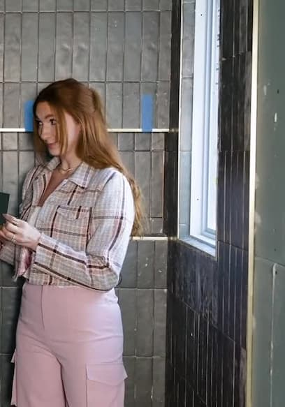 S01:E03 - Doughnuts and Decisions poster