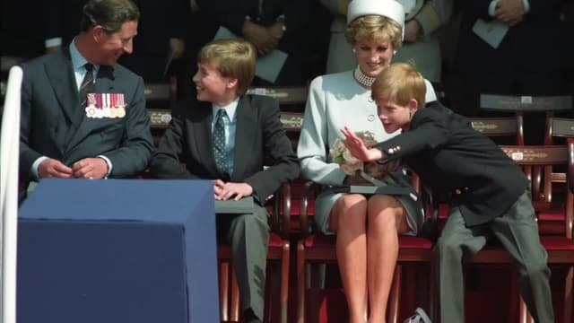 S07:E13 - The Night Princess Diana Died: What Really Happened?!