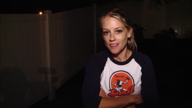 S05:E10 - Hardwood Floors to the Rescue