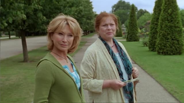 S03:E05 - Three Legs Good