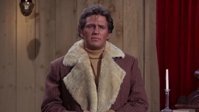 S01:E11 - A Christmas Place