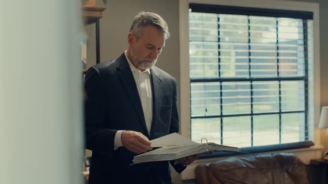 S04:E02 - Murder Mastermind or Innocent Witness?