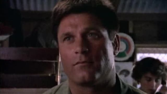 S02:E05 - Non-Essential Personnel