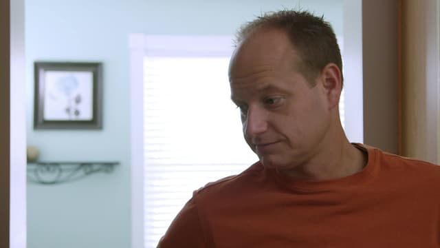 S01:E02 - Not Hiding Anymore