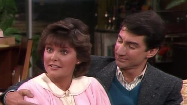 S01:E01 - Married... with Children