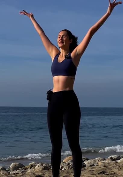 S01:E04 - 30 Min Lower Body Workout With Light Weights poster