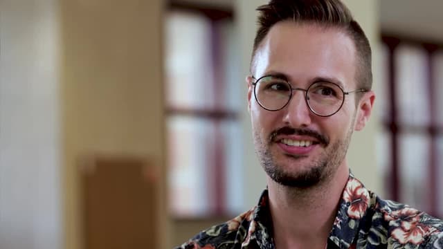 S01:E06 - Augmented Reality