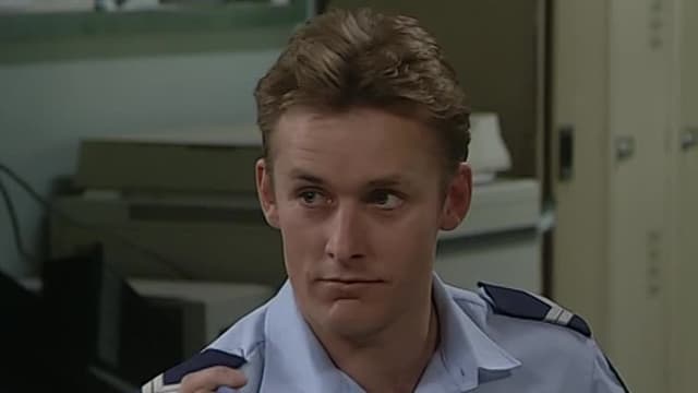 S07:E35 - A Chip Off the Old Block