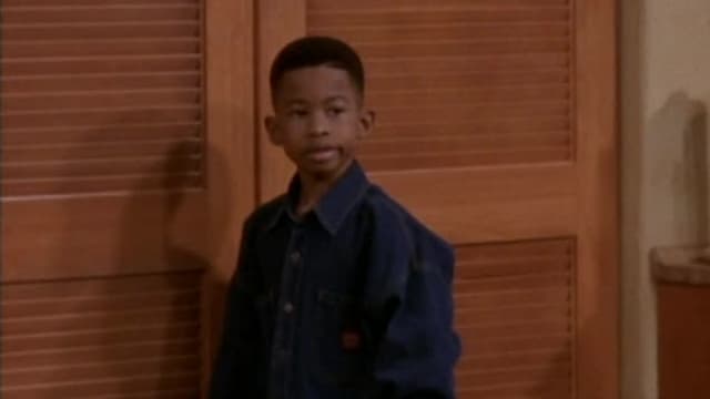 S02:E17 - Who Moved the Charity Stripe?