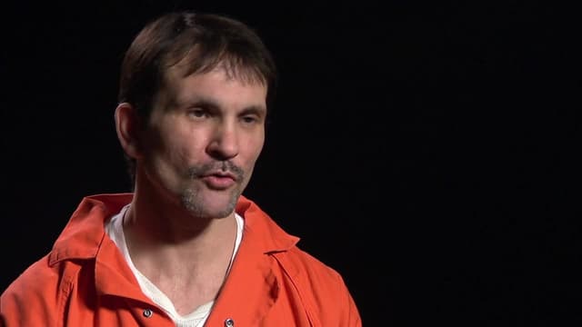 S03:E01 - Got a Country Legend's Bus