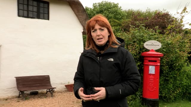 S18:E10 - Village Charm Farm