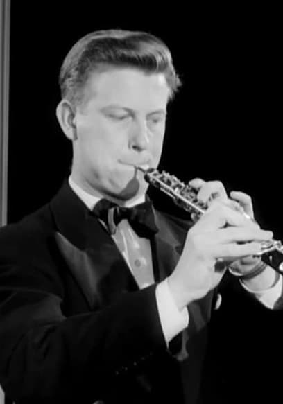 S01:E10 - Mantovani Plays the Music of Vienna poster
