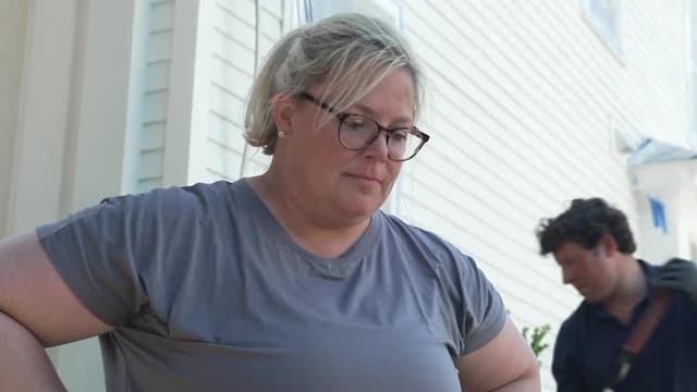 S44:E13 - Newburyport Forever House: Off-the-Shelf Custom Look