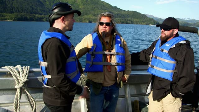 S01:E12 - Scared of the Bear God