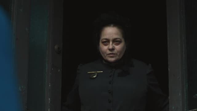 S01:E03 - Gangs