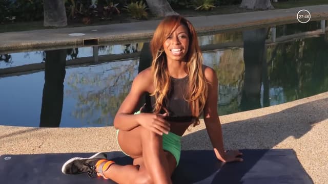 S02:E01 - Buttocks Workout With Ankle Weights (Optional)