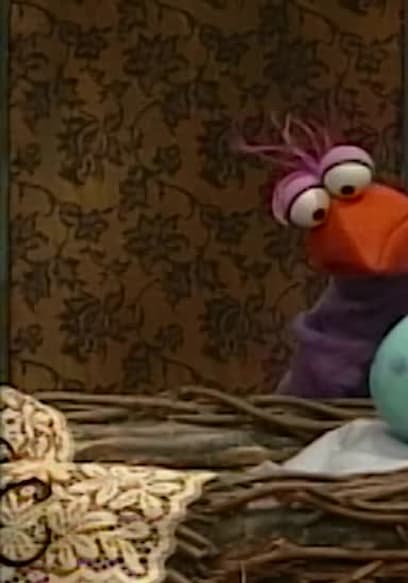 S28:E39 - Big Bird and the Cuckoos poster