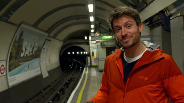 S01:E01 - The Northern Line