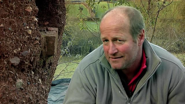 S11:E08 - East Devon