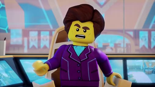 The Halls Modern Family S1 E10 Watch LEGO Nexo Knights S01