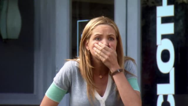 S01:E19 - Douchebag in the City
