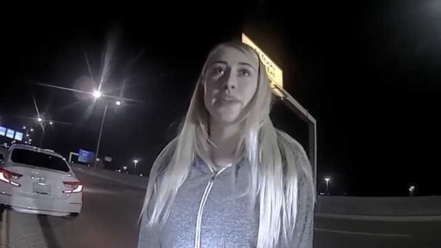 S01:E02 - All in the Family