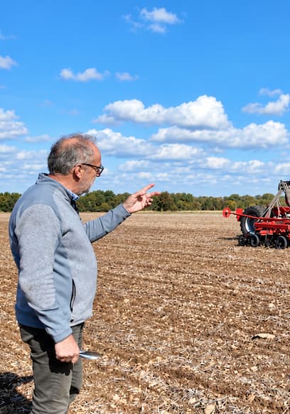 S01:E02 - Big Tractors, Great Weather and Wheat Drilling poster