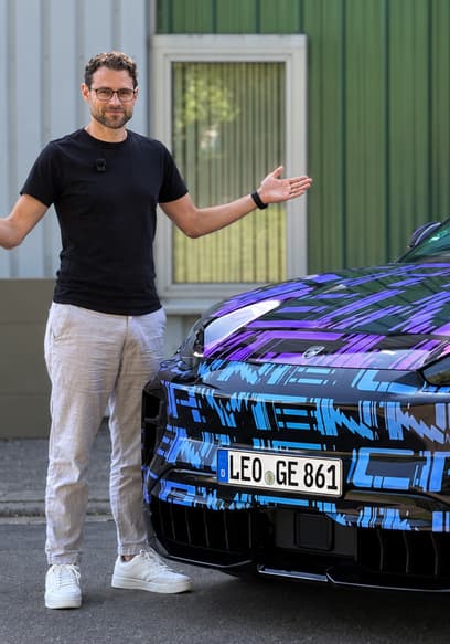Póster de S01:E13 - Porsche Cayenne Turbo Electric: 1,000HP Supercar SUV