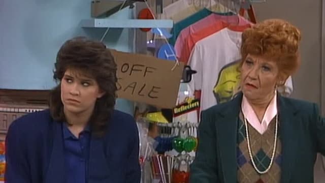 S07:E16 - Stakeout Blues