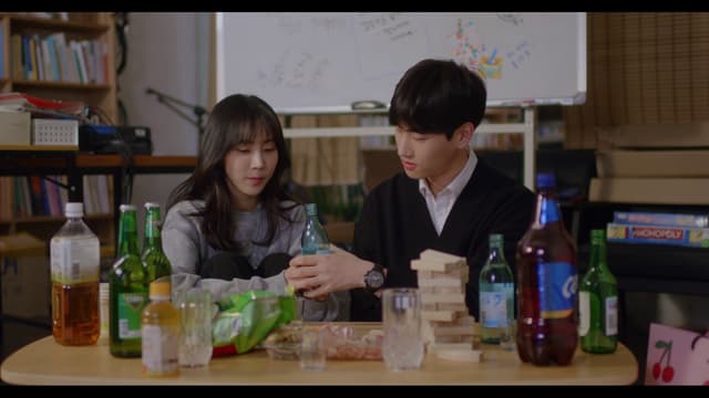 T01:C01 - S01:E01 - The Insurance Between Us