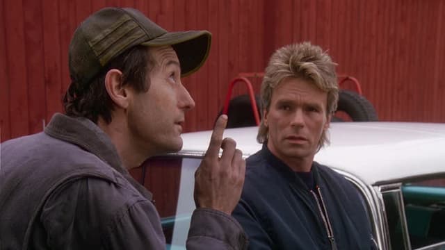 S06:E10 - The Visitor